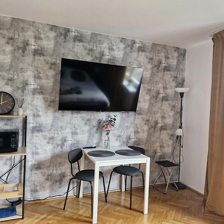 Super Central, Amazing View! 55"Smart Tv & Fast Wifi Варшава Экстерьер фото